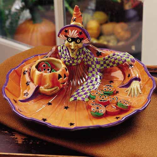 Witch theme chip and dip platter in orange and purple colors