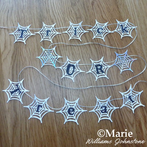 String up the spider web Halloween banner garland bunting DIY