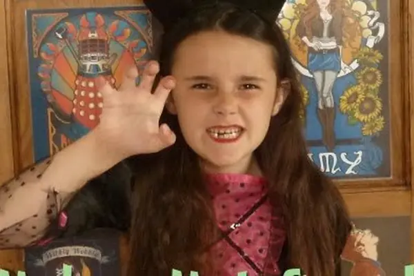 How to Make a Maleficent Horn Headband