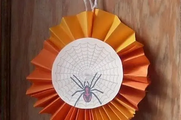 How to Make Paper Fans for Decorations