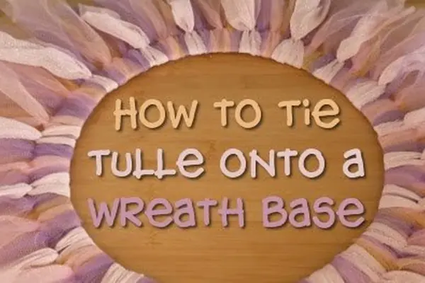 How to Tie Tulle around a Wreath Ring