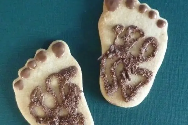 Hairy Hobbit Feet Cookies for Halloween