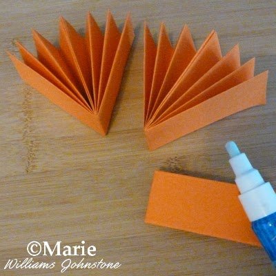 Sticking papers with a zig glue pen